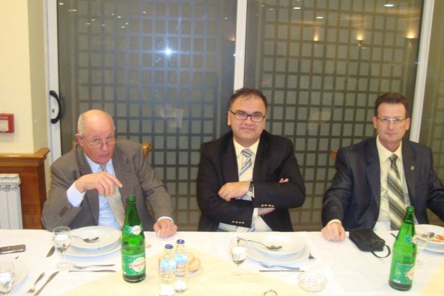 ivanic, van der bang, radovic.JPG, 331 KB