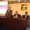 U Loparama u organizaciji OO PDP-a organizovana zvanična posjeta SO-e Lopare gdje su delegaciji PDP-a činili: Branislav Borenović p.predsjednik, Mladen Radović član IO i GO, Đuro Stanojević Narodni poslanik u NSRS i Izvršni direktor PDP-a Gavrilo Antonić.Domaćin Načelnik opštine Rado Savić upoznao goste sa aktuelnom ekonomskom i političkom situacijom u Loparama.Predložio nekoliko aktivnosti koje bi doprinijele boljem rješavanju problema na području opštine te zamolio delegaciju PDP-a da se ovi predlozi upute u parlamentarnu proceduru.